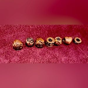 Pandora charms heart and flowers